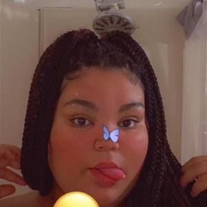 Meet your Posher, Alyxice